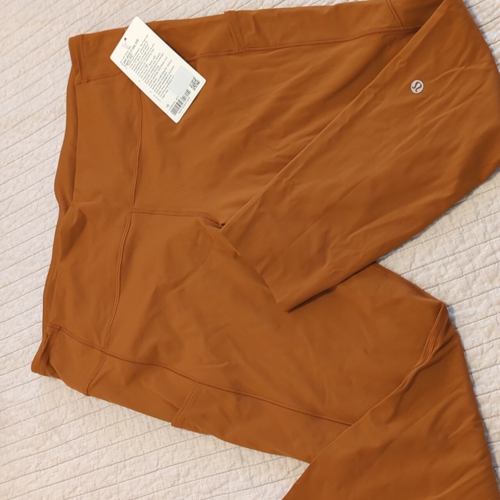 NWT Lululemon Fast and Free Leggings